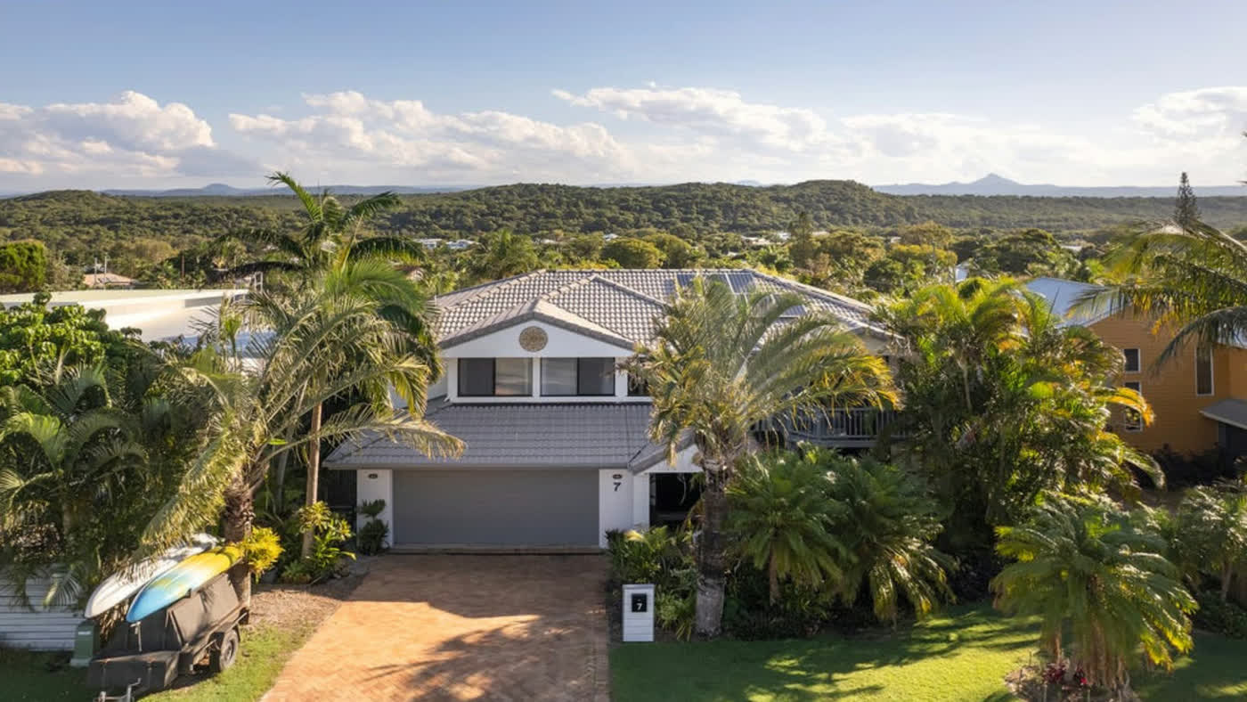 Sunrise Beach Family Home: Patient Search, Decisive Close
